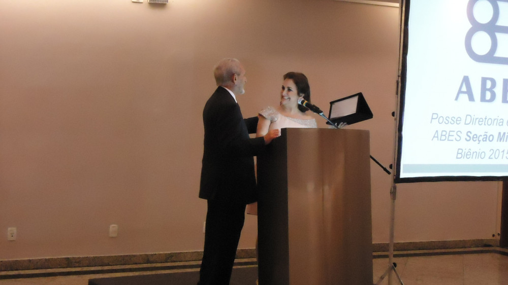 Professor Newton Vianna