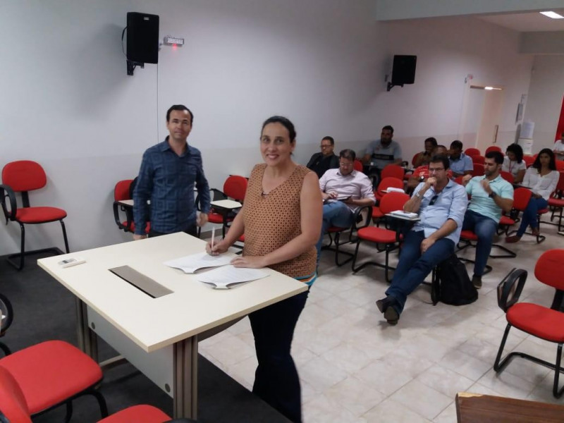 Jane Oliveira ABES-MG posse CBH Alto Rio Jequitinhonha