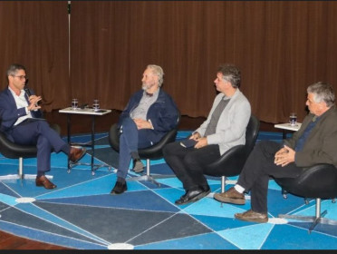 ABES-MG PARTICIPA DE SEMIN&Aacute;RIO DESAFIOS DA POL&Iacute;TICA AMBIENTAL EM MINAS GERAIS
